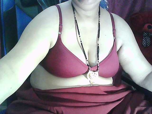 sexycharu live cam on BongaCams