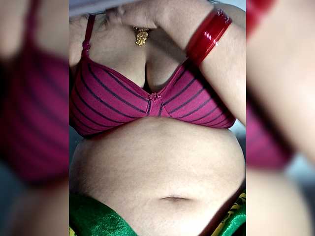 sexycharu live cam on BongaCams