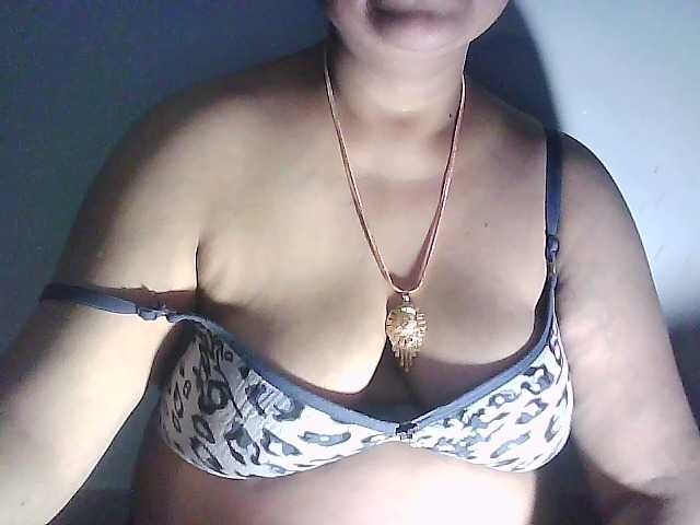 sexycharu live cam