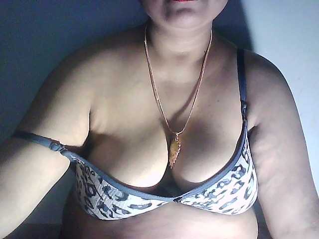 sexycharu live cam