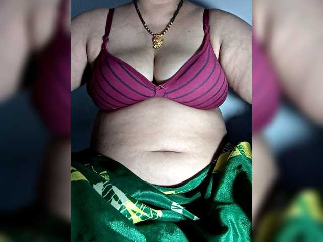 sexycharu live cam on BongaCams
