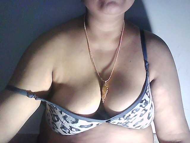 sexycharu live cam