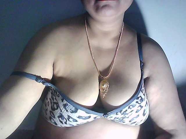 sexycharu live cam
