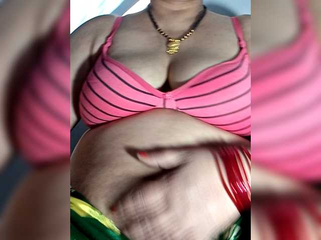 sexycharu, en vivo ahora en BongaCams