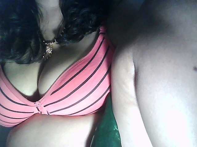 sexycharu live cam on BongaCams
