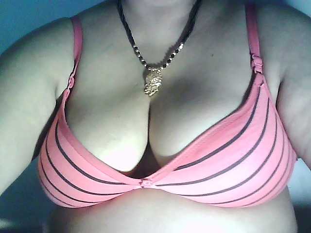 sexycharu live cam preview