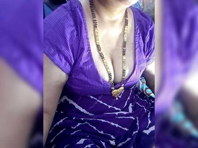 sexycharu live cam on BongaCams