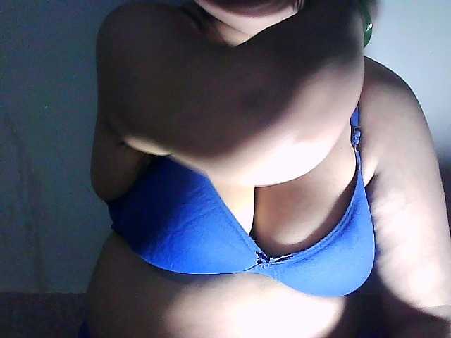 sexycharu live webcam show