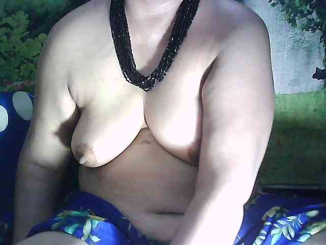 sexycharu webcam