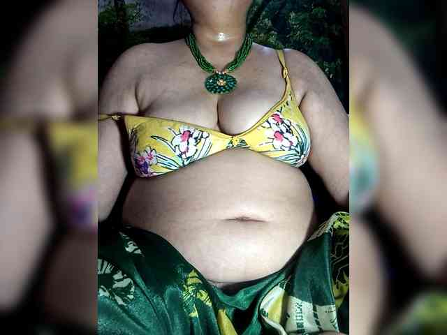 sexycharu webcam
