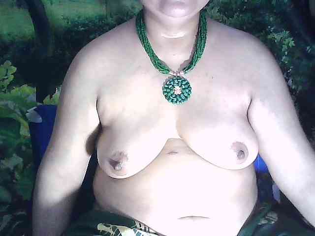 sexycharu webcam