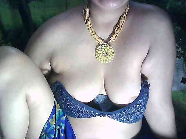 sexycharu webcam