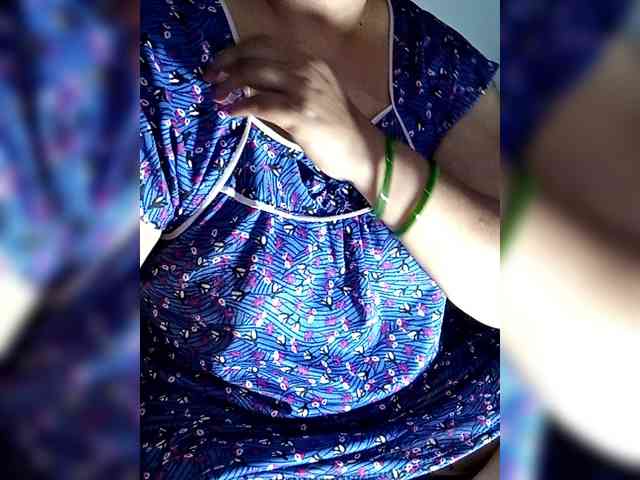 sexycharu webcam