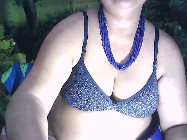 sexycharu webcam