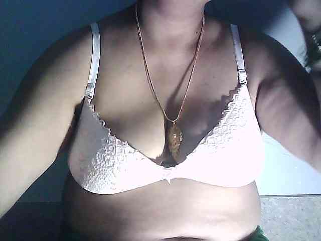 sexycharu webcam