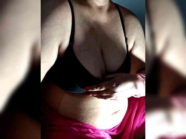 sexycharu webcam