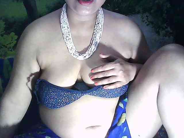 sexycharu webcam