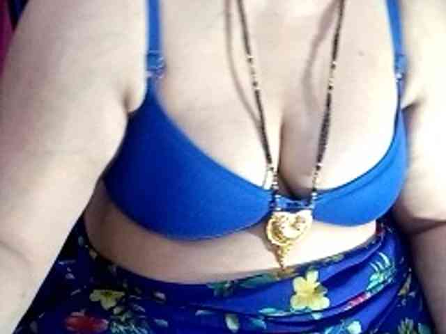 sexycharu webcam
