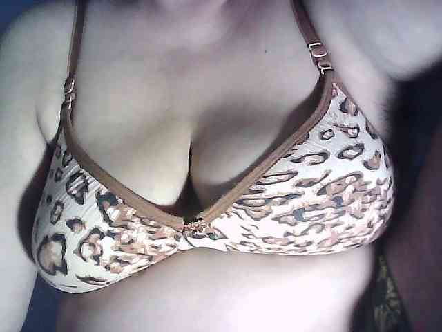 sexycharu webcam