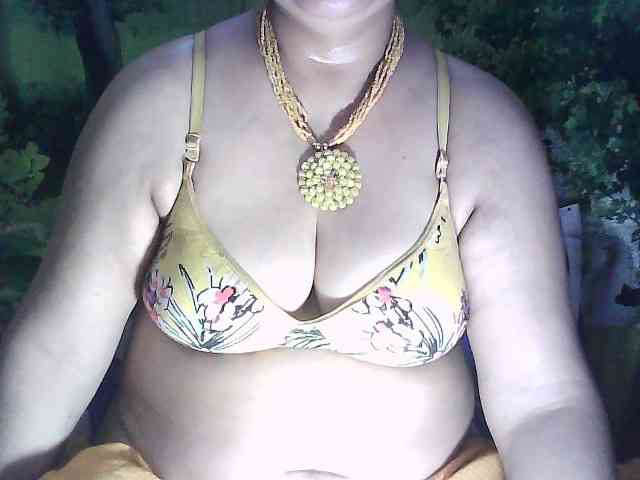 sexycharu webcam