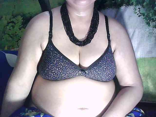 sexycharu webcam