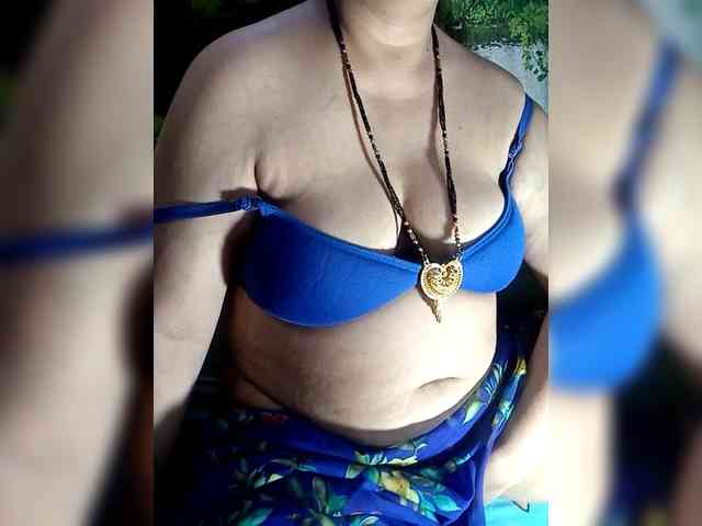 sexycharu webcam
