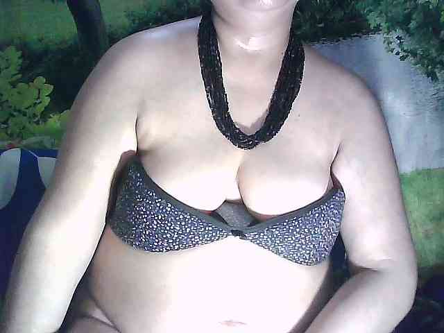 sexycharu webcam