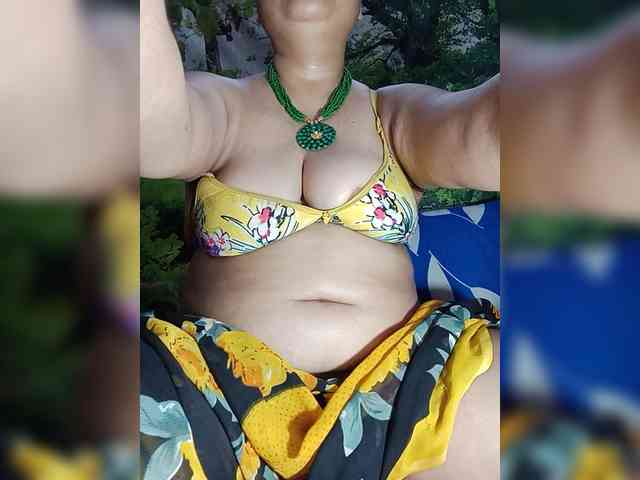 sexycharu webcam