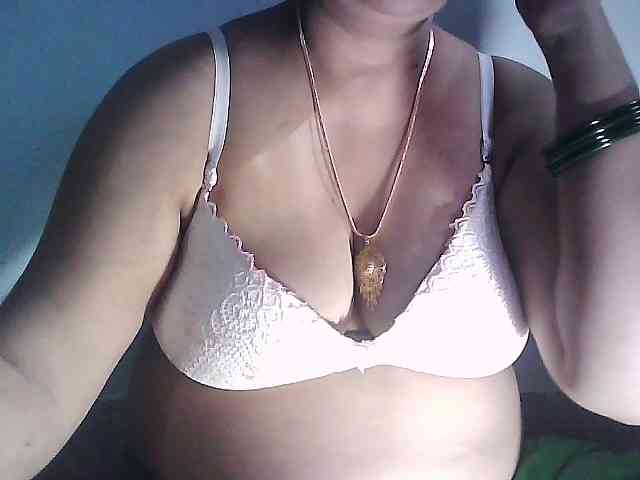 sexycharu webcam