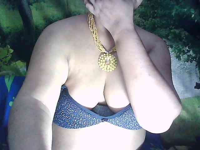 sexycharu webcam