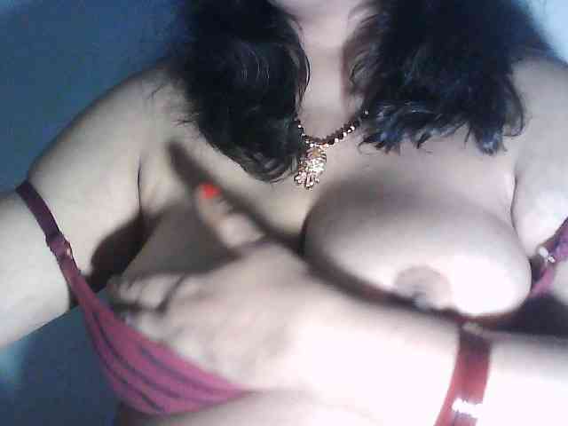 sexycharu webcam