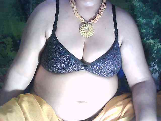 sexycharu webcam