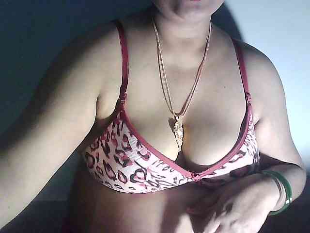 sexycharu webcam