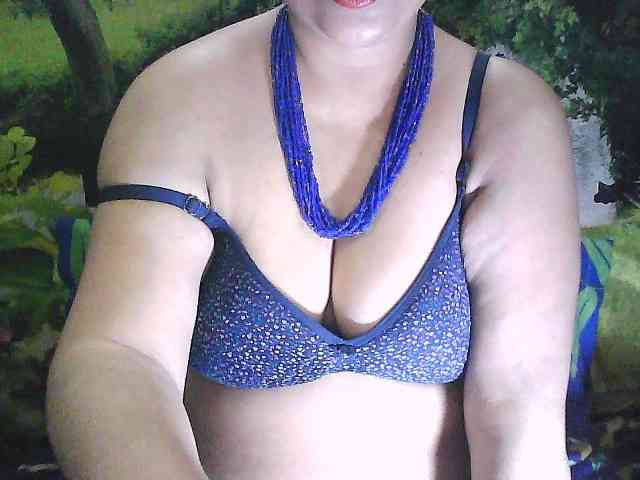 sexycharu webcam