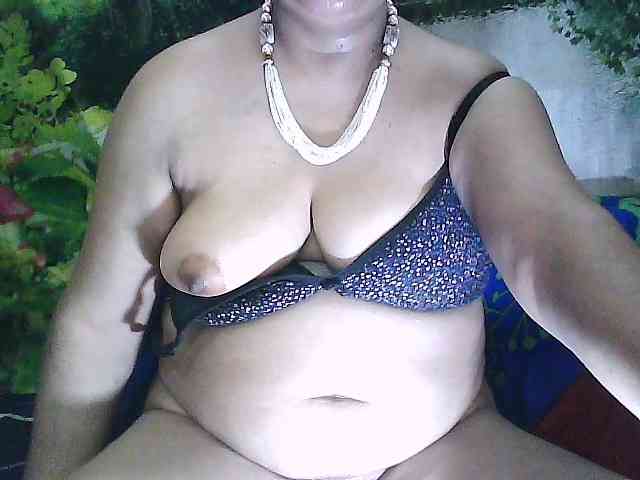sexycharu webcam