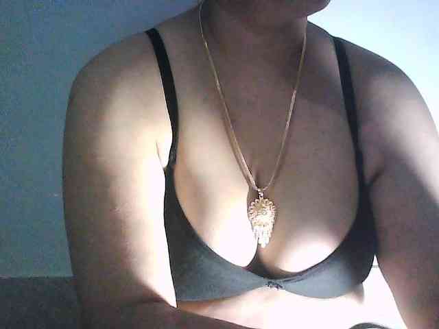 sexycharu webcam