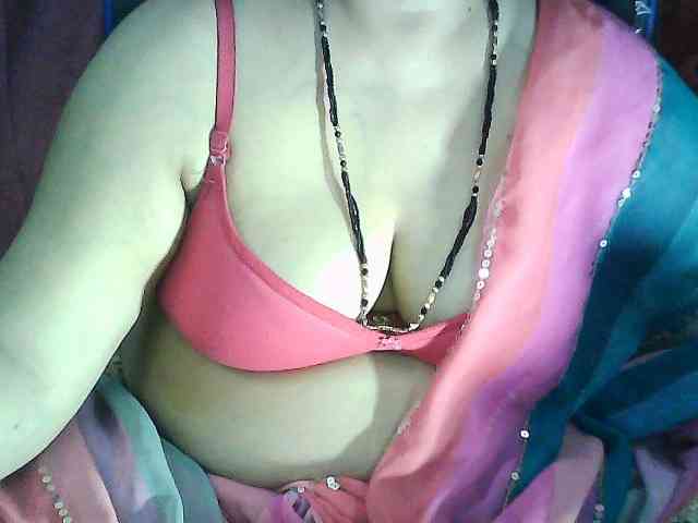 sexycharu webcam