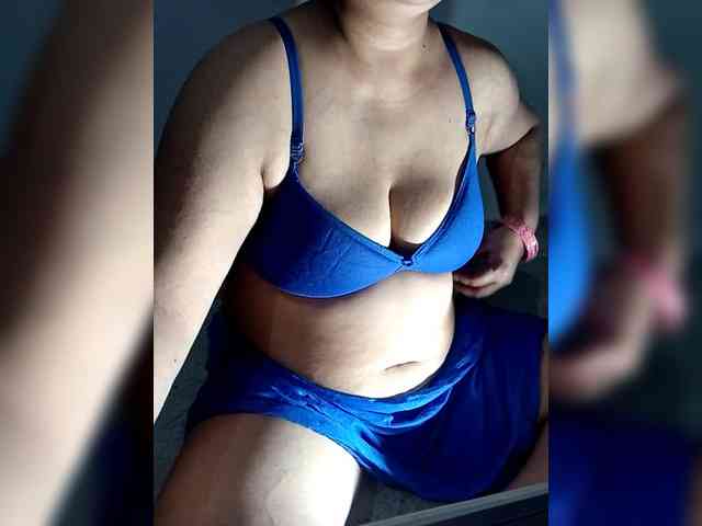 sexycharu webcam