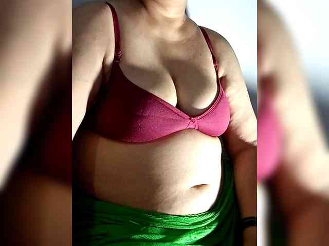 Sexycharu's cam show statistics and live stream