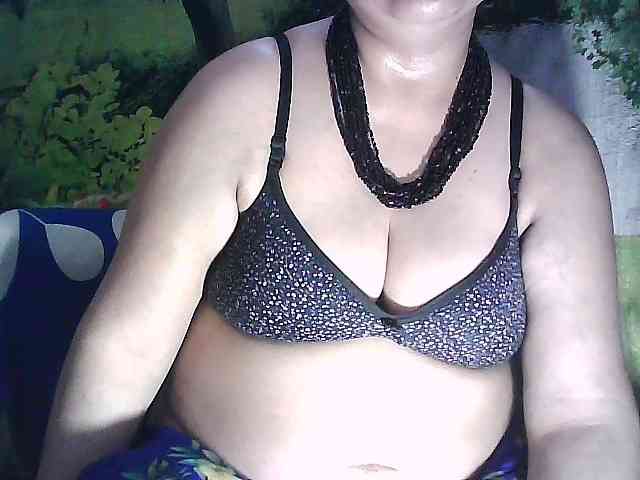 sexycharu webcam