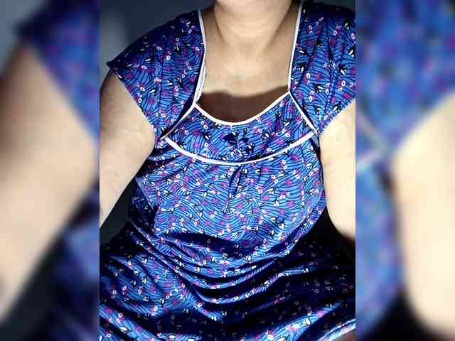 sexycharu webcam
