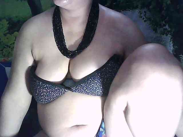 sexycharu webcam