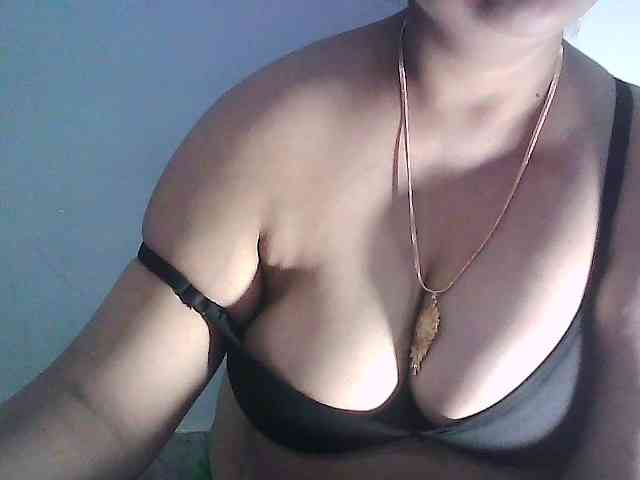 sexycharu webcam