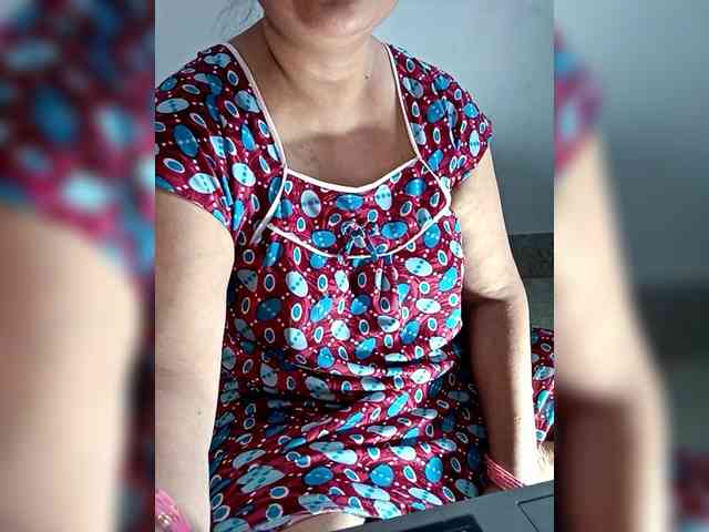sexycharu webcam