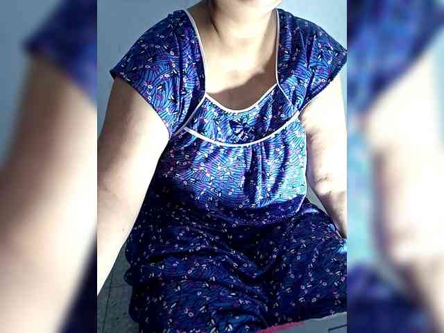 sexycharu webcam