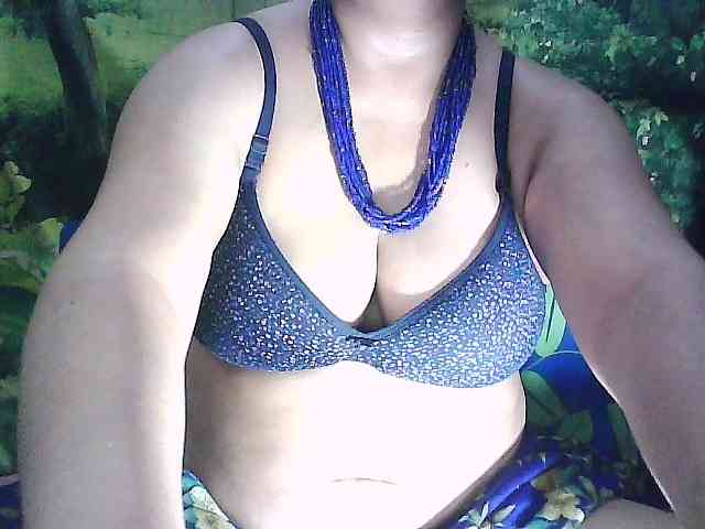 sexycharu webcam