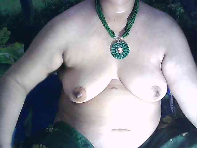 sexycharu webcam