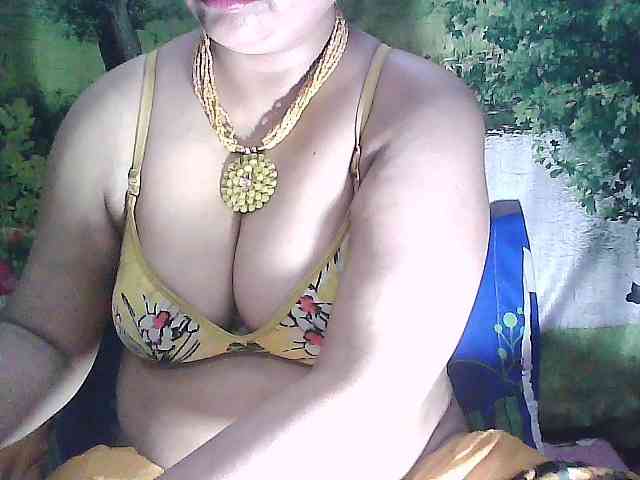 sexycharu webcam
