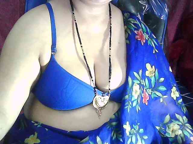 sexycharu webcam