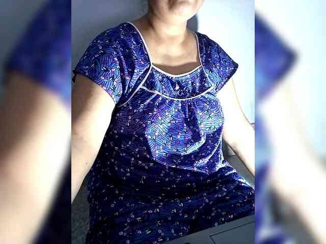 sexycharu webcam